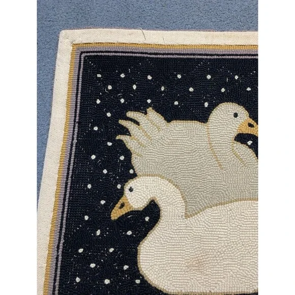 Hand Hooked Rug 4 Ducks Primitive Country Area Rug 2x3 Vintage - Picture 7 of 9